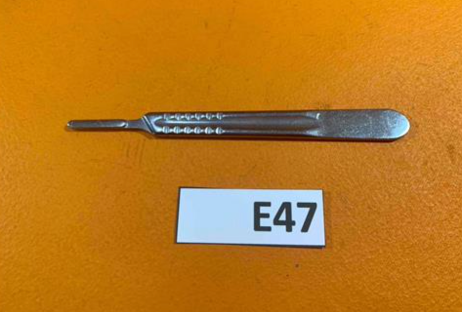 V. Mueller Knife Handle, Size 4, SU1404-001 – Surgeon's Edge